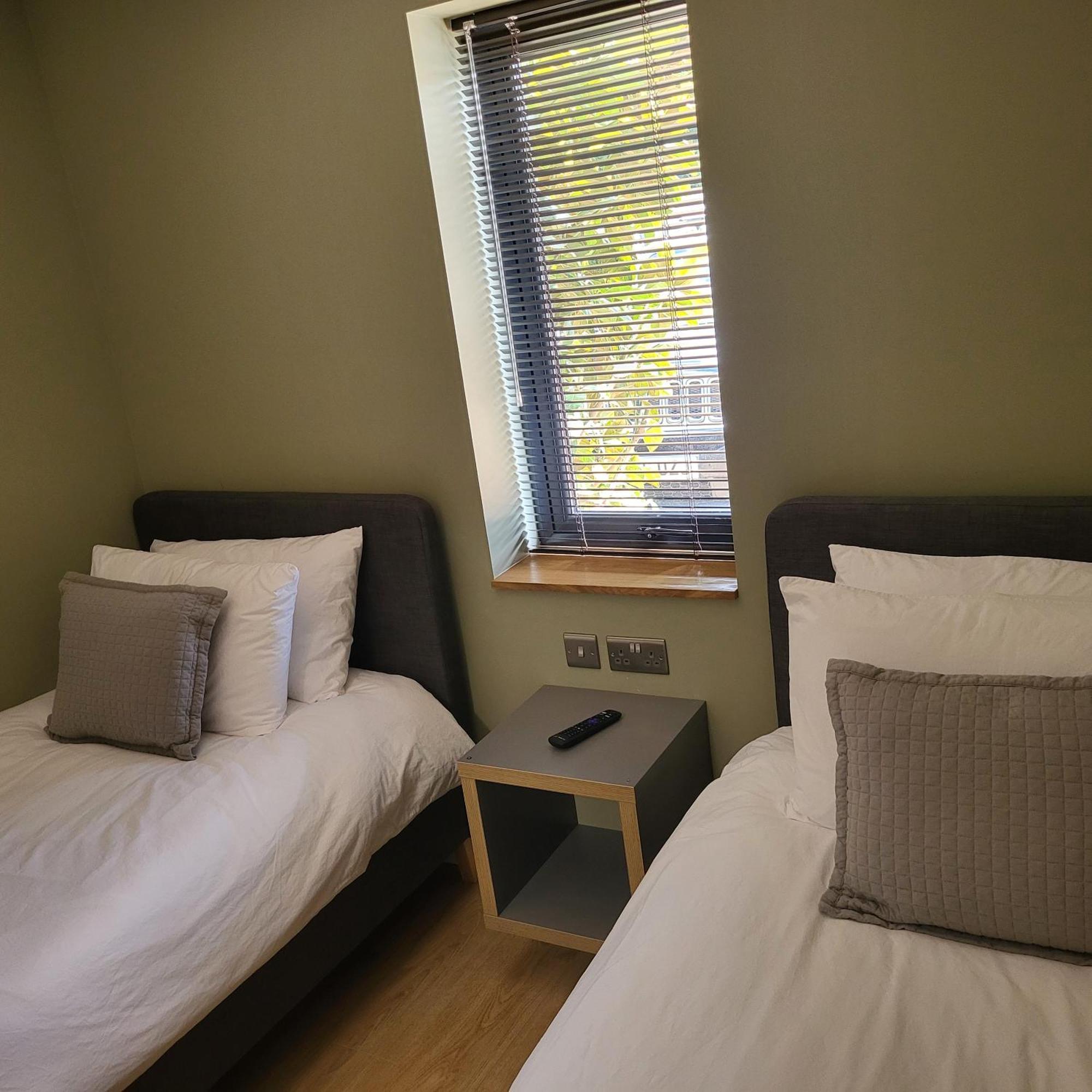 Open Acres Accommodation And Airport Parking Backwell Exteriör bild