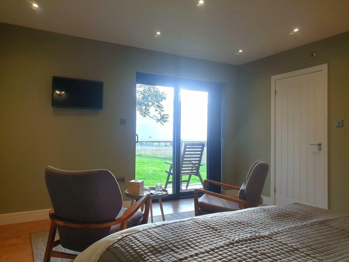 Open Acres Accommodation And Airport Parking Backwell Exteriör bild